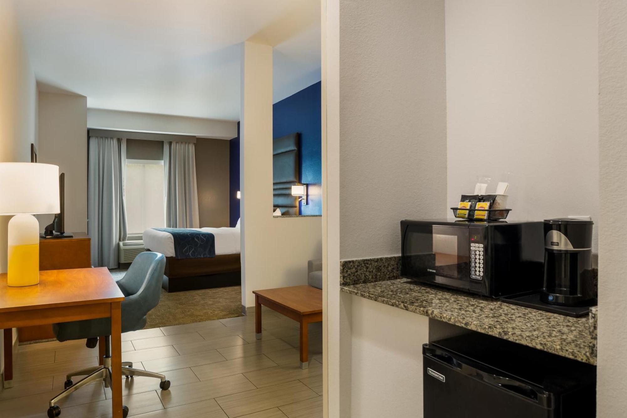 Comfort Suites Denham Springs Exteriér fotografie