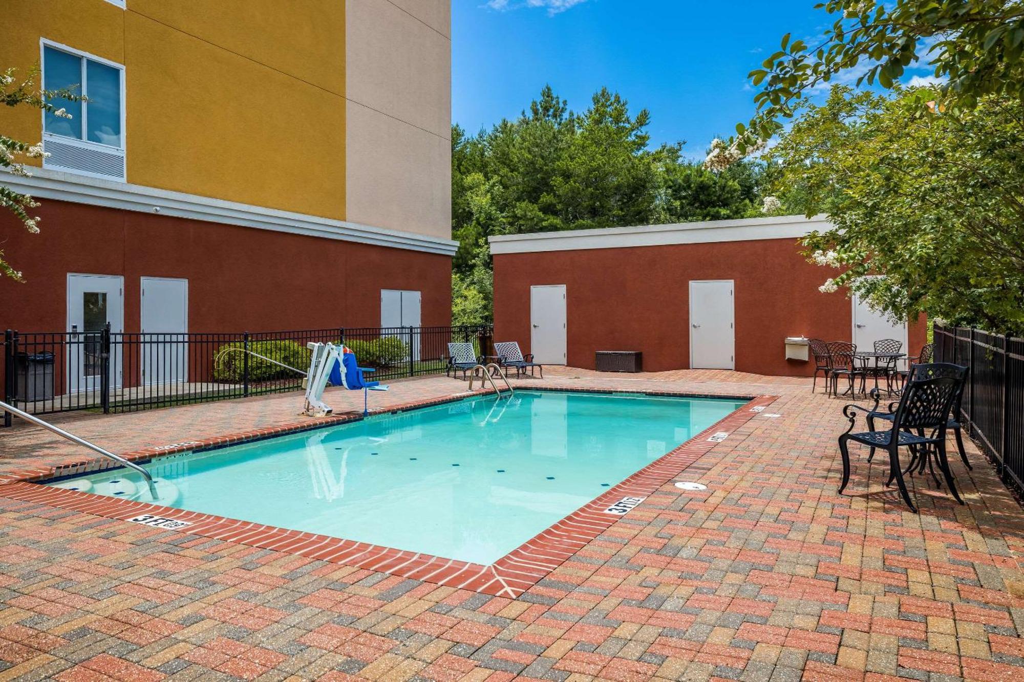 Comfort Suites Denham Springs Exteriér fotografie