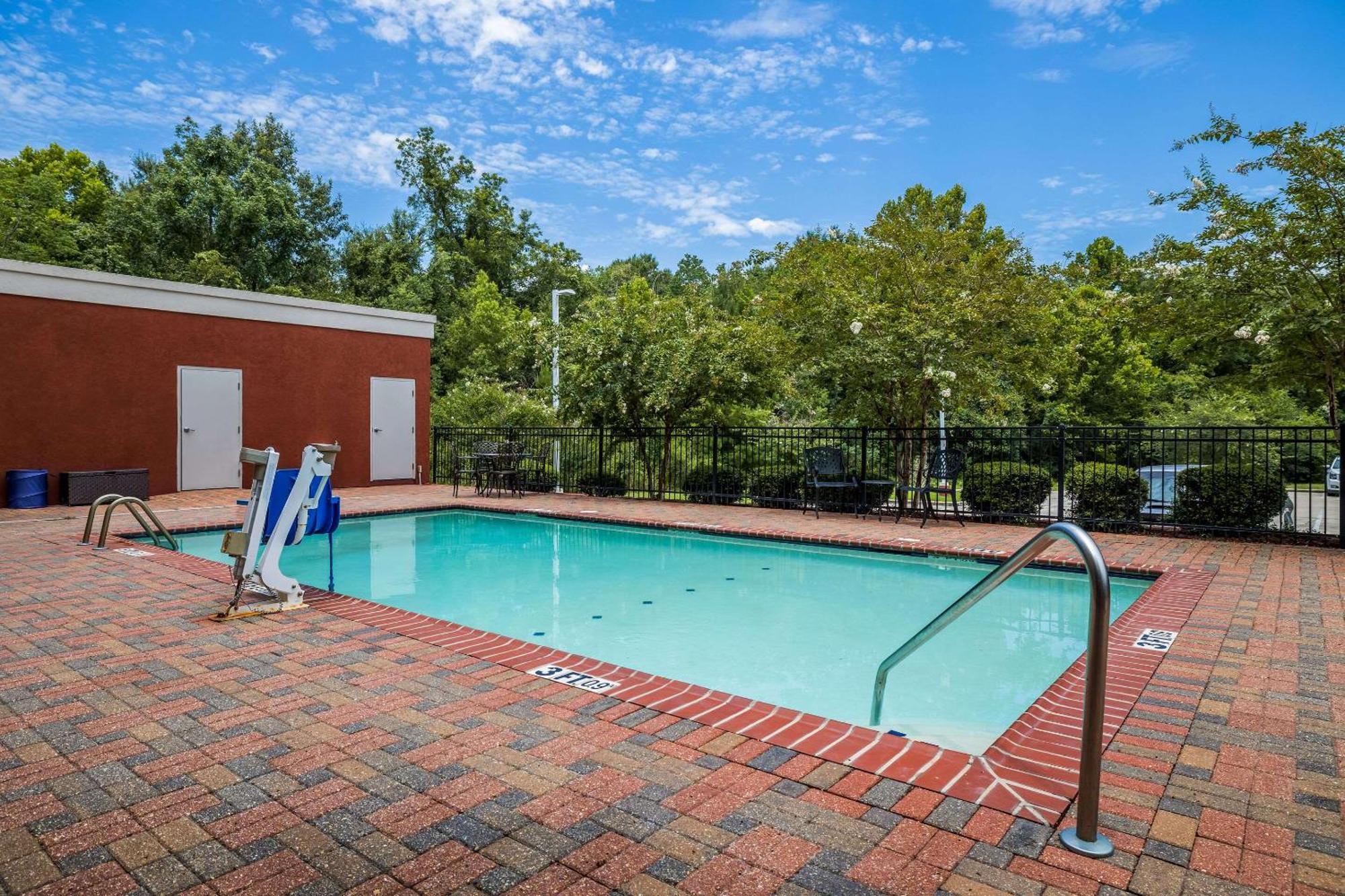 Comfort Suites Denham Springs Exteriér fotografie